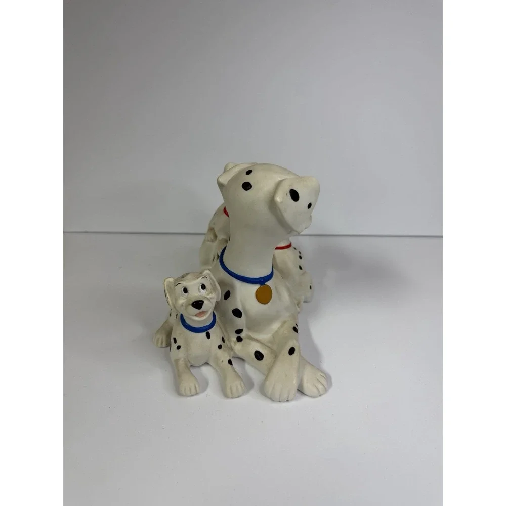 Disney 101 Dalmatian's  6